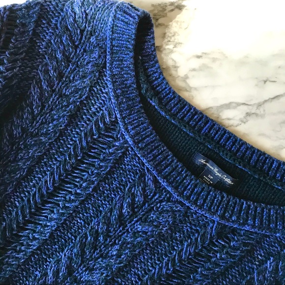 Cobalt blue cable knit sweater - Picture 3 of 5